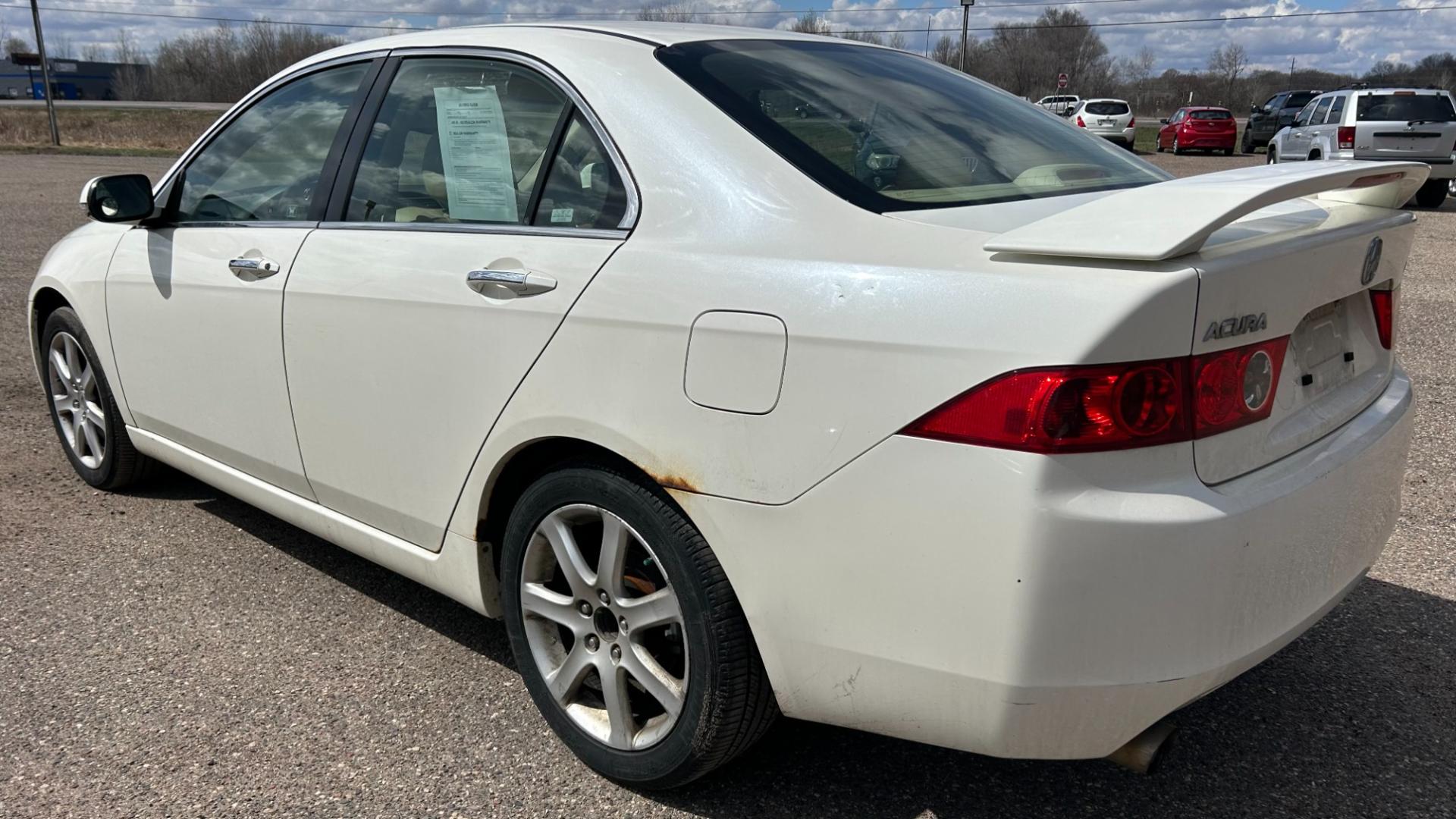 2004 White Acura TSX 5-speed AT with Navigation System (JH4CL96954C) with an 2.4L L4 DOHC 16V engine, 5-Speed Automatic Overdrive transmission, located at 17255 hwy 65 NE, Ham Lake, MN, 55304, 0.000000, 0.000000 - Photo#6